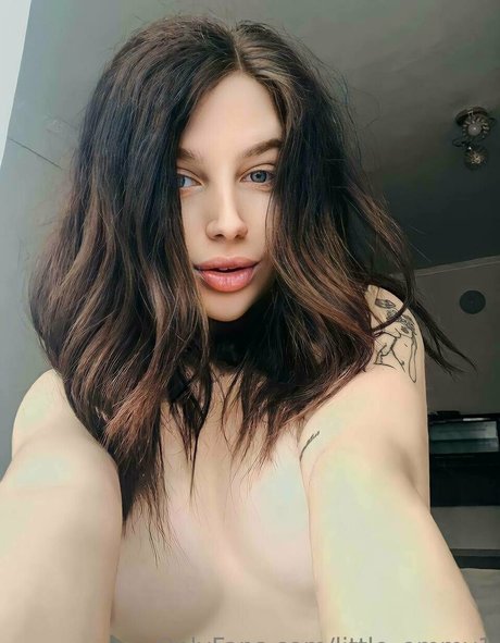 little emmy1 nudes onlyfans leaked