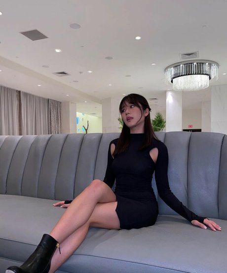 Evelyn Ha onlyfans content leaked