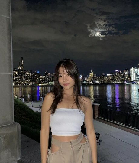 Evelyn Ha onlyfans
