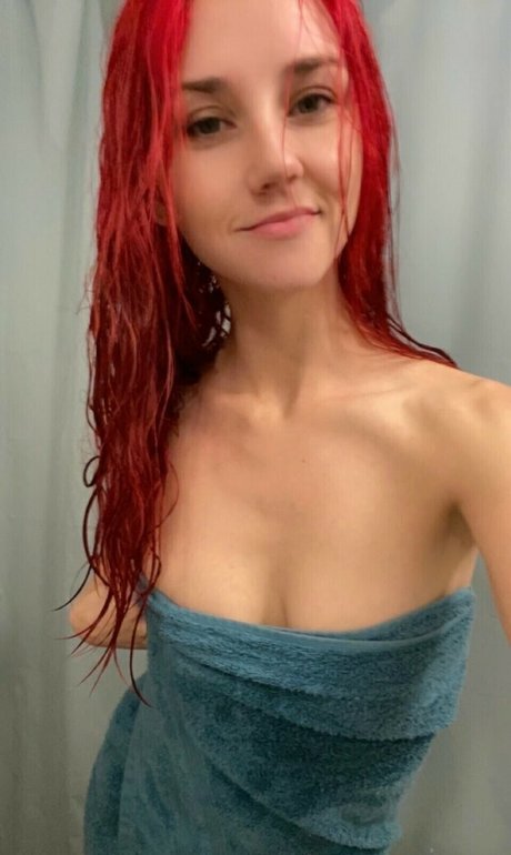 avacrucio naked onlyfans leak