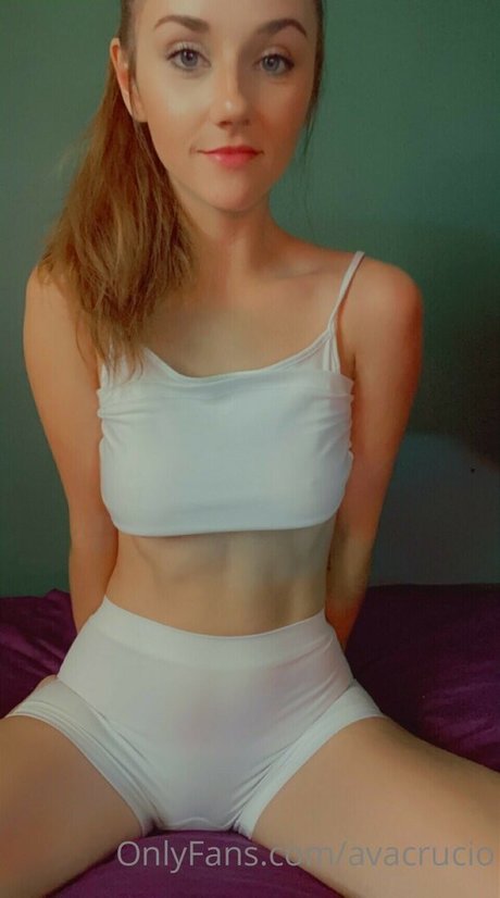 avacrucio onlyfans picture