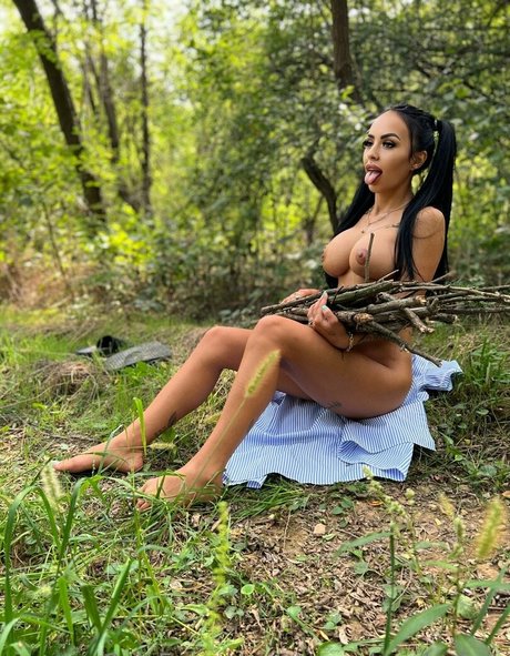 alexandra ale free onlyfans leaked