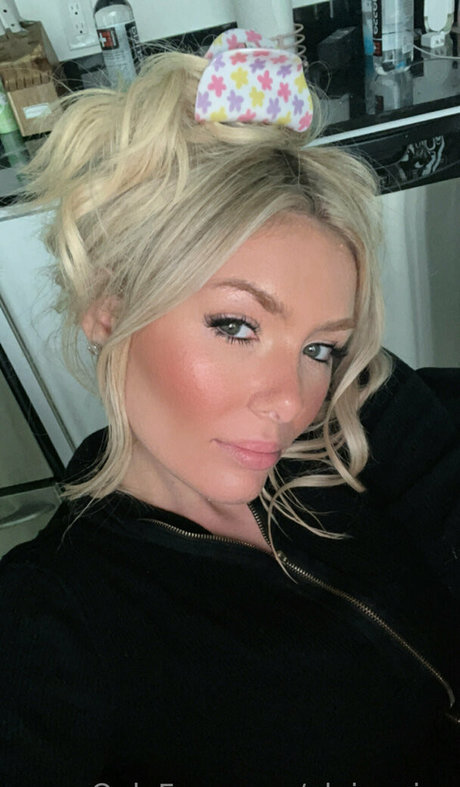 elainavice onlyfans x