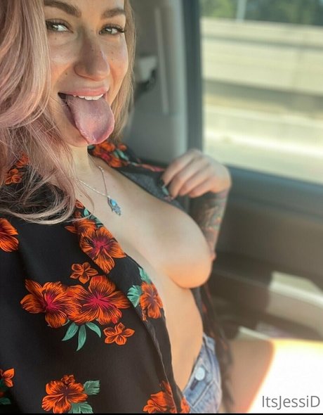 ITSJESSID onlyfans model photo