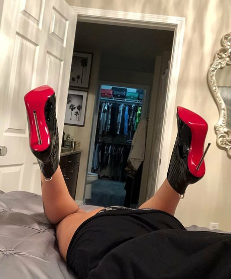 tsnadialove onlyfans post