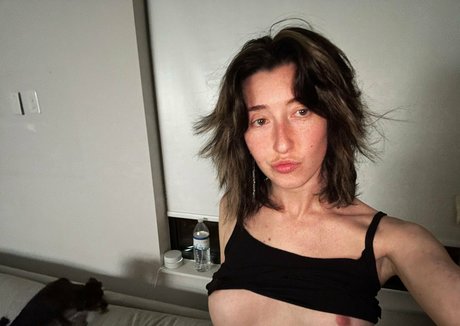lil ann3frank onlyfans leaked tits