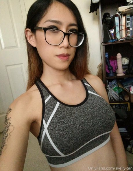 skelly tan onlyfans star