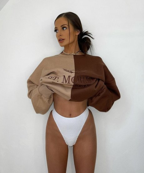 Briony Gorton onlyfans content type