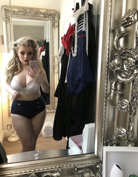 curvydanni only fans porn
