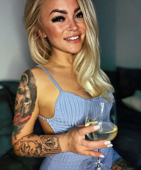 Eva dlsk nude porn onlyfans