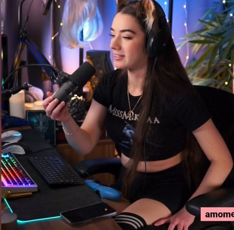 Miss Mikkaa nude porn onlyfans