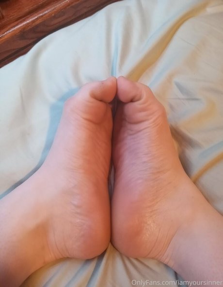 iamyoursinner onlyfans leaked porn