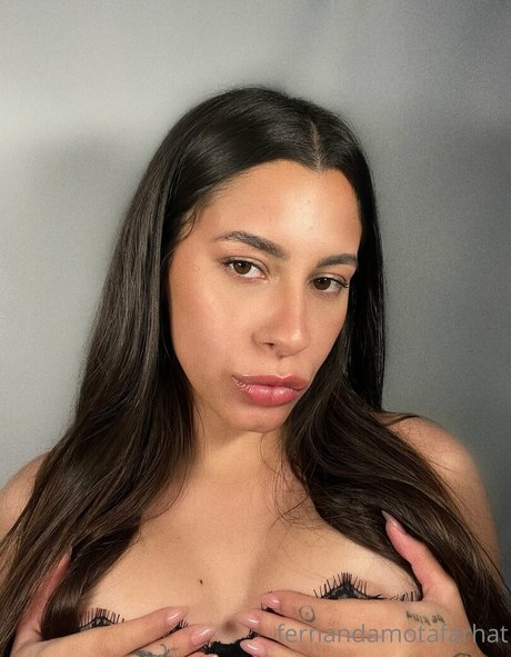fernandamotafarhat only fans nude leaks
