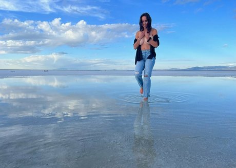 boobsonthemove22 onlyfans leaked free