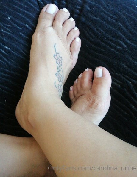 carolina uribe nude onlyfans