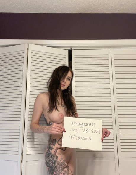 maggiereads onlyfans star