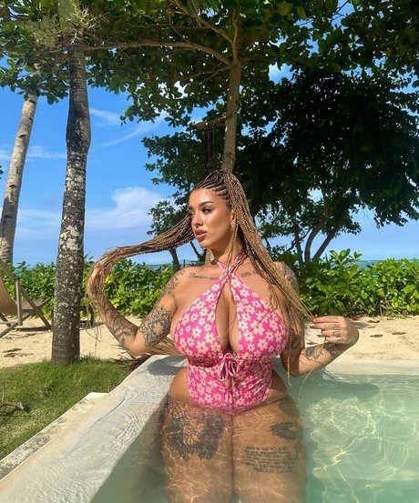 May Bakshi onlyfans leakd