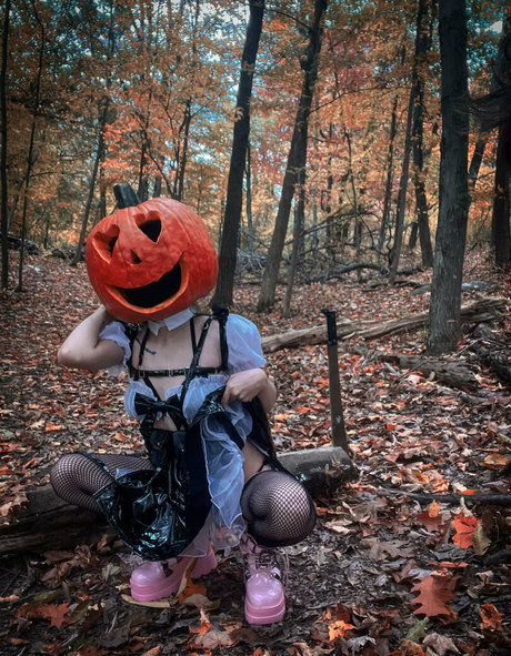 shegavemefree onlyfans full