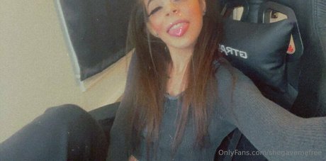 shegavemefree onlyfans photo