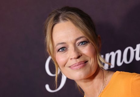 Jeri Ryan free only fans