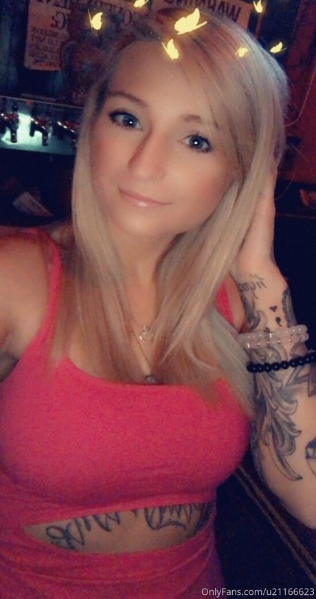 Sunny Bunnnie onlyfans leaked.