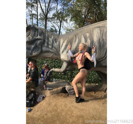 Sunny Bunnnie onlyfans leaked tits