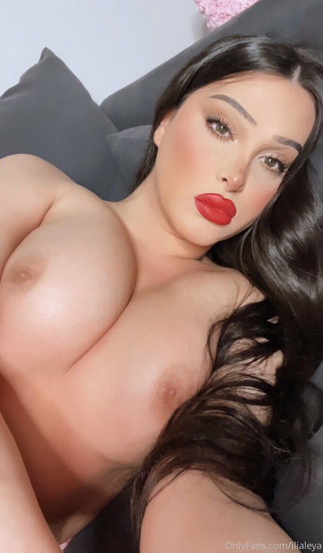 iliafox sex onlyfans