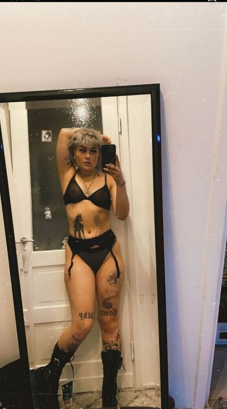 Eki102 onlyfans leaked porn