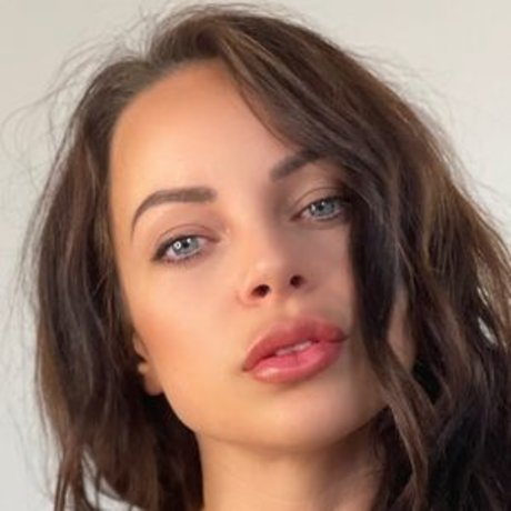 Sophia Leighxx onlyfans sextape