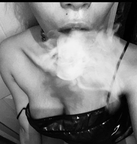 Princessa Pussy 24 FIRST WEEK FREE onlyfans naked leak