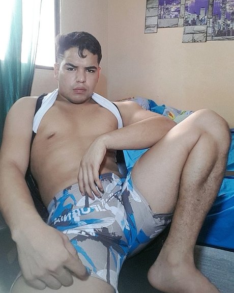 _Dainer Villanueva_ nude onlyfans leaked