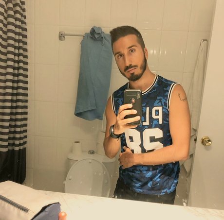 Undisciplined Boy onlyfans porn leak