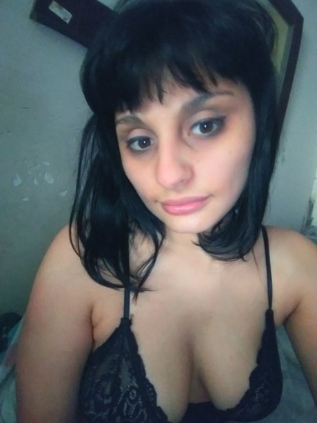 Cleopatra onlyfans desnuda