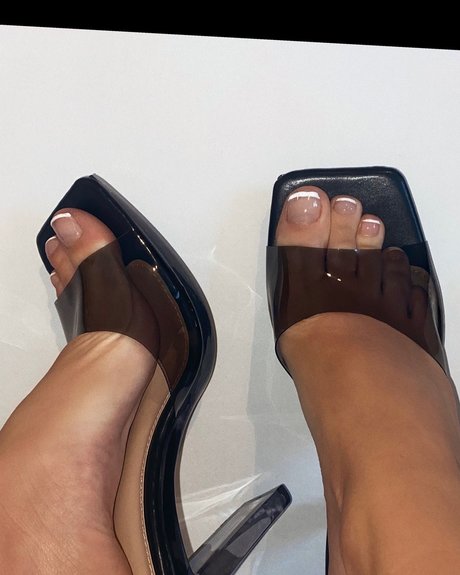 Pretty princess feet_ onlyfans leakes