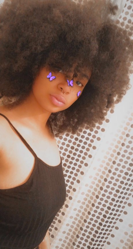 PrettyLightSkinThang onlyfans porn leak