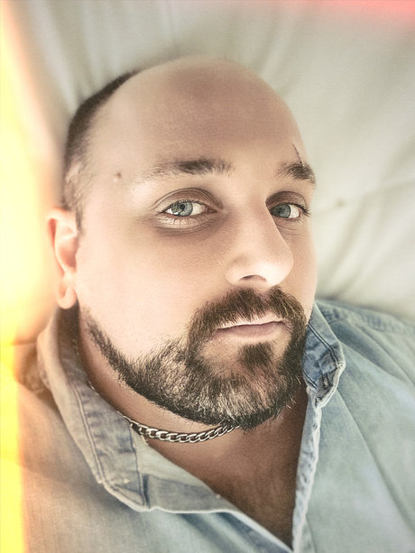 Joel Benton onlyfans post