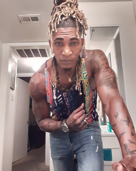 Douglas White nudes onlyfans leaks