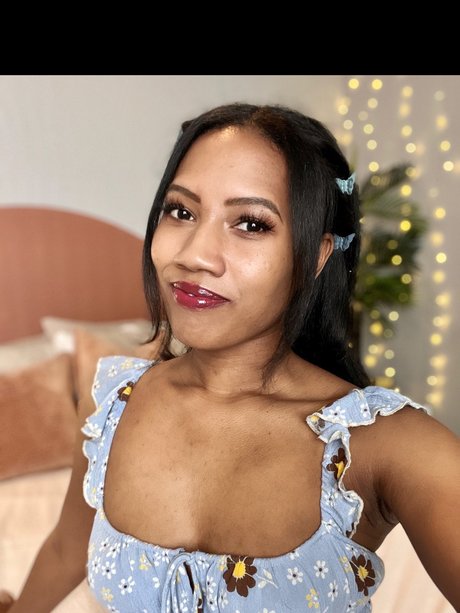 Pris West onlyfans naked