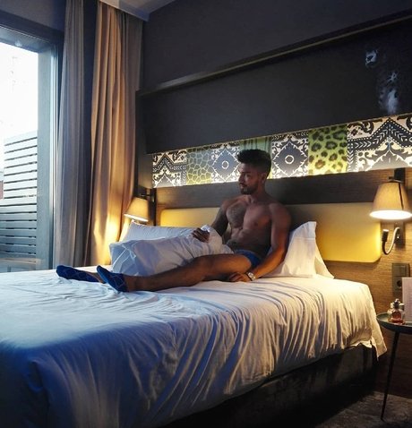 MR deepthroat_ onlyfans nude