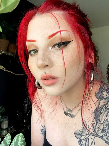 Scayreycat strip onlyfans