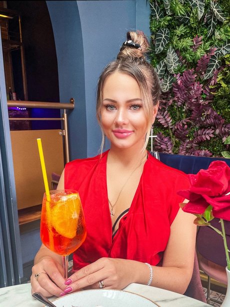 Valentinne xxx onlyfans