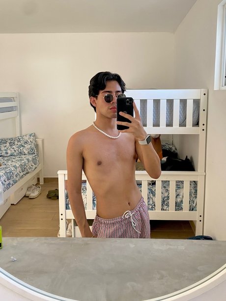 Dominyck Arriola porn onlyfans