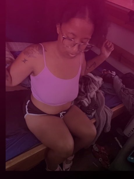 _Honey Pooh_ onlyfans free