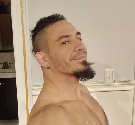 DiabloWrestler nude onlyfans leaked