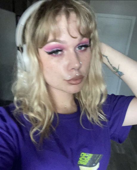 kitty wife onlyfans nice depiction