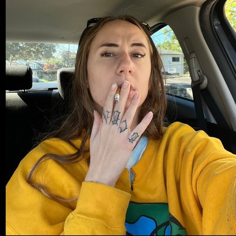 Baddie Bella s Sad naked onlyfans leaked