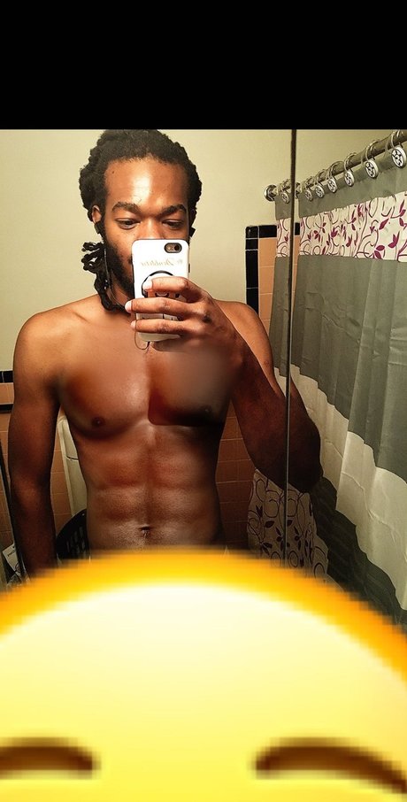 Dee Troubles only fans sex