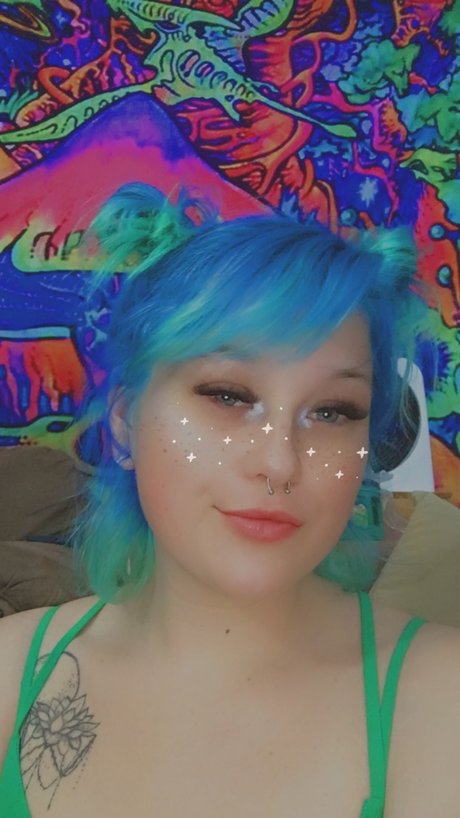 Queen Aurora 420 only fans sex