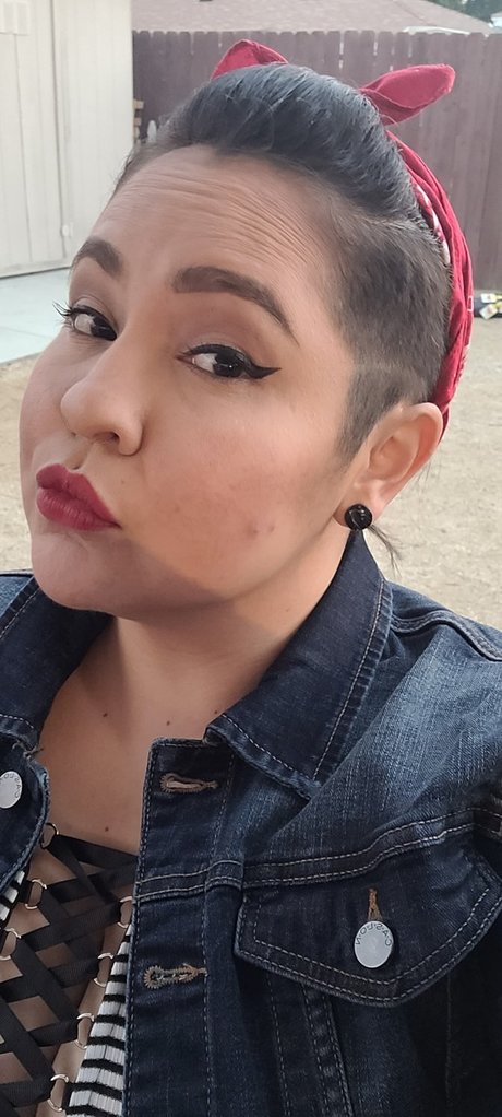 Purple Moon nude onlyfans leaked