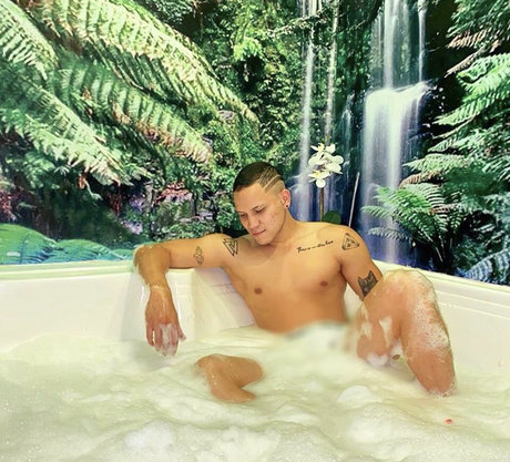 Edixon Hurtado onlyfans nude porn